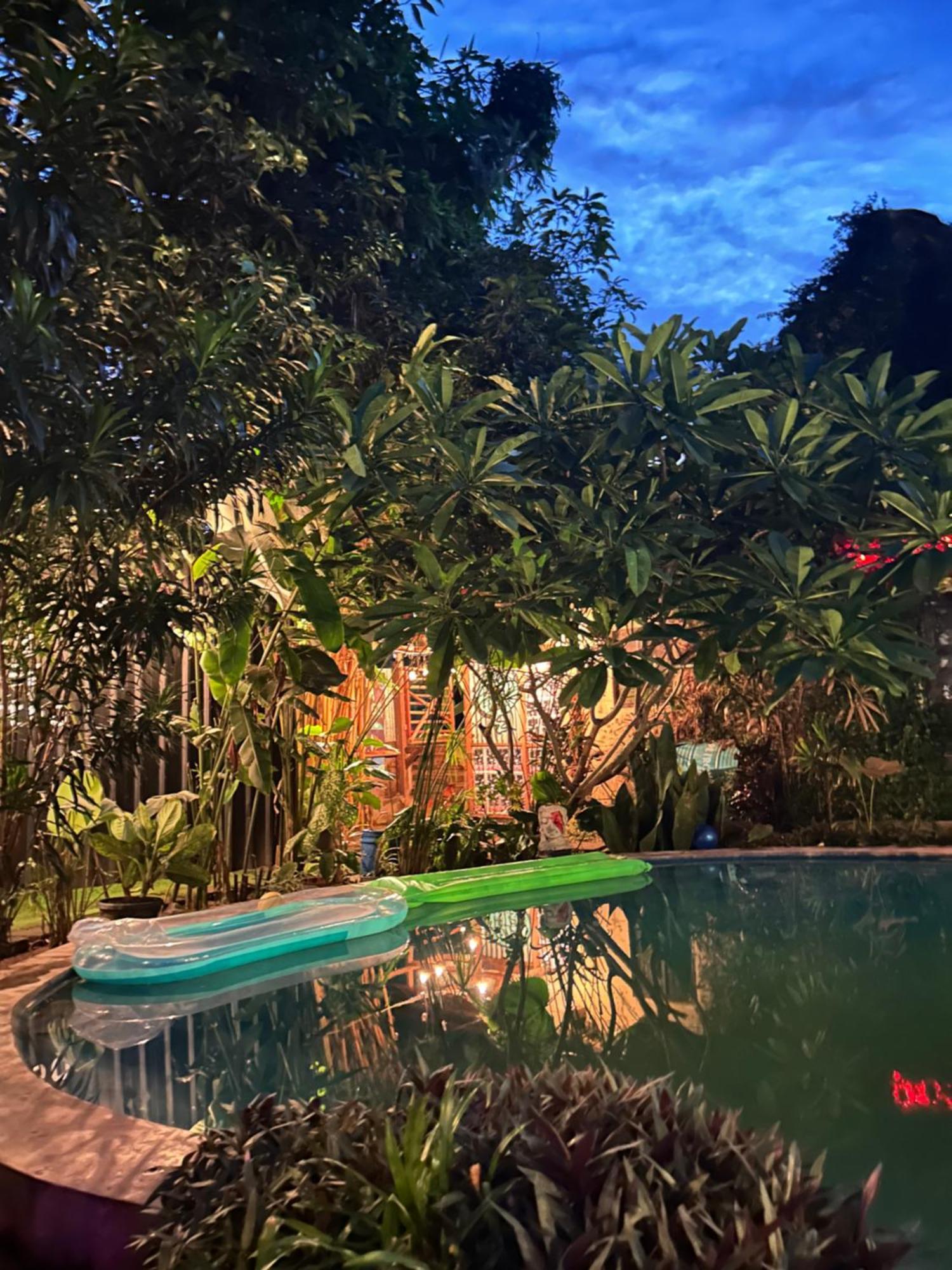 Losmanos Hostel Γιογκιακάρτα Εξωτερικό φωτογραφία