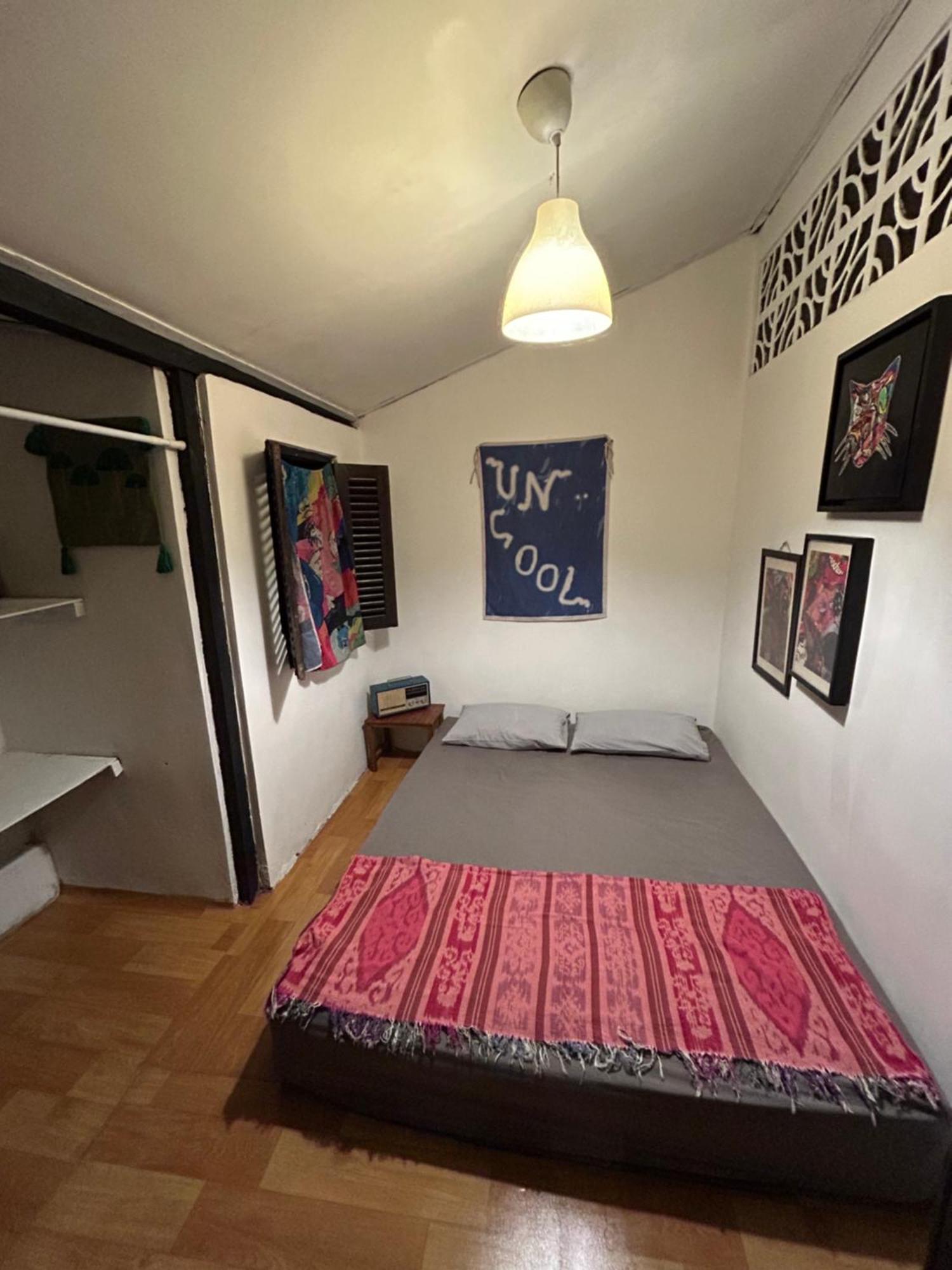 Losmanos Hostel Γιογκιακάρτα Εξωτερικό φωτογραφία