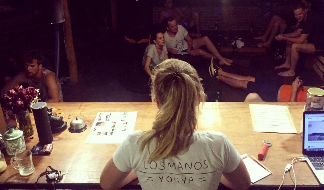 Losmanos Hostel Γιογκιακάρτα Εξωτερικό φωτογραφία
